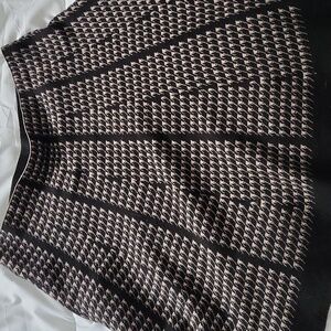 Vila Milano Knit Full Skirt Size Large Black & Cream